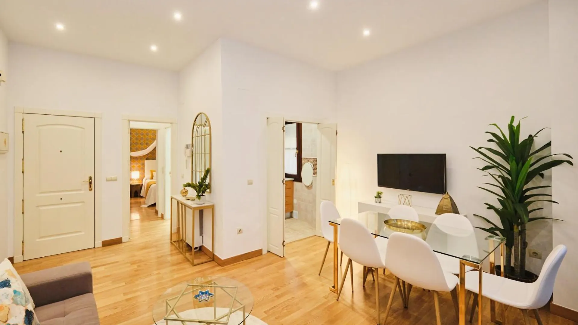 Reyes Catolicos III Apartment Granada